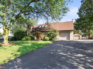 429 Myer Ter, Leola, PA 17540