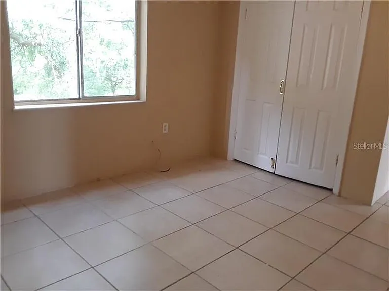 1032 W Jefferson St #5 — Photo 8