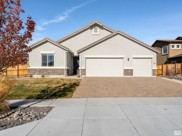 8299 Fenhollow Dr, Verdi, NV 89439