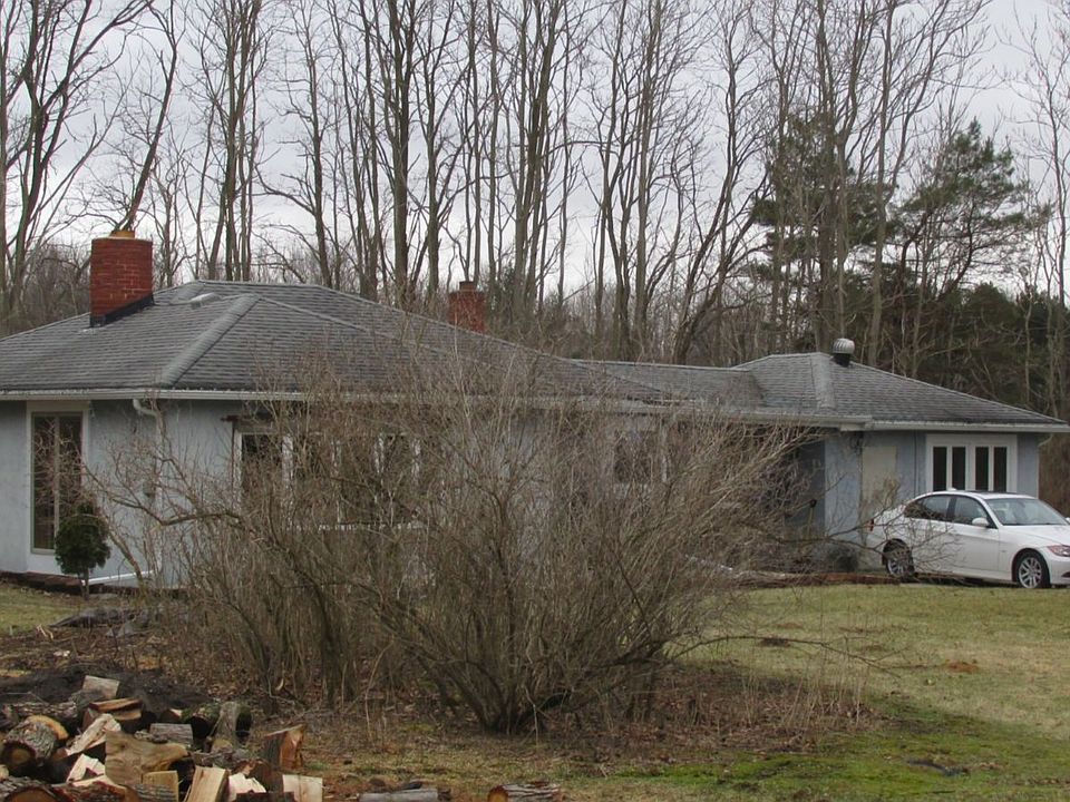 2nd image of 7753 Kitchen Rd