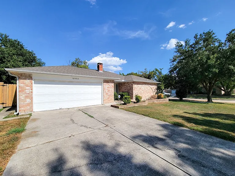 18402 Tall Cypress Dr — Photo 2