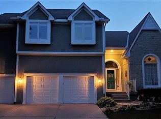 8508 Candlelight Ln, Lenexa, KS 66215