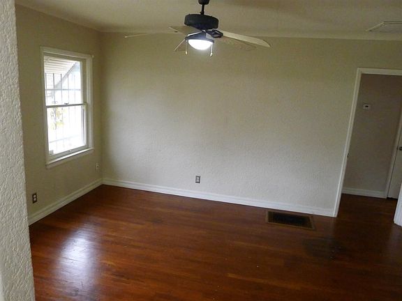 4th image of 3891 E Heaton Ave