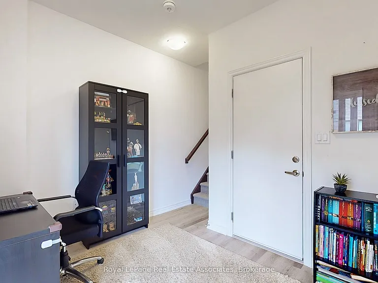461 Blackburn Dr #40 — Photo 38