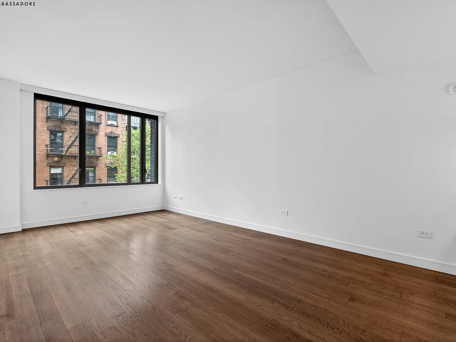 211 East 13th Street — Photo 2