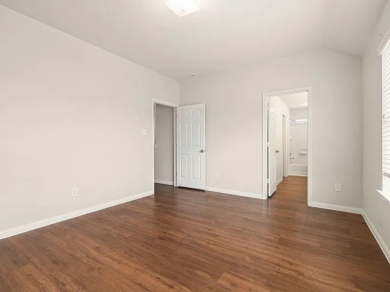 21415 Partha Way — Photo 21