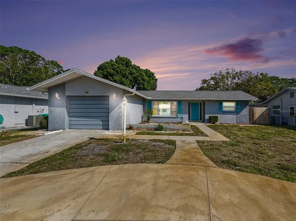 2561 Blackwood Cir, Clearwater, FL 33763