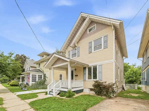 9 S Middaugh ST, Somerville, NJ 08876