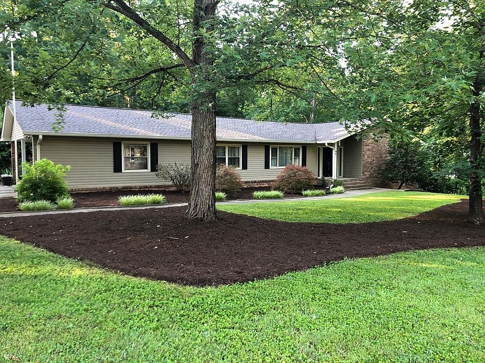 1st image of 461 Berkshire Dr