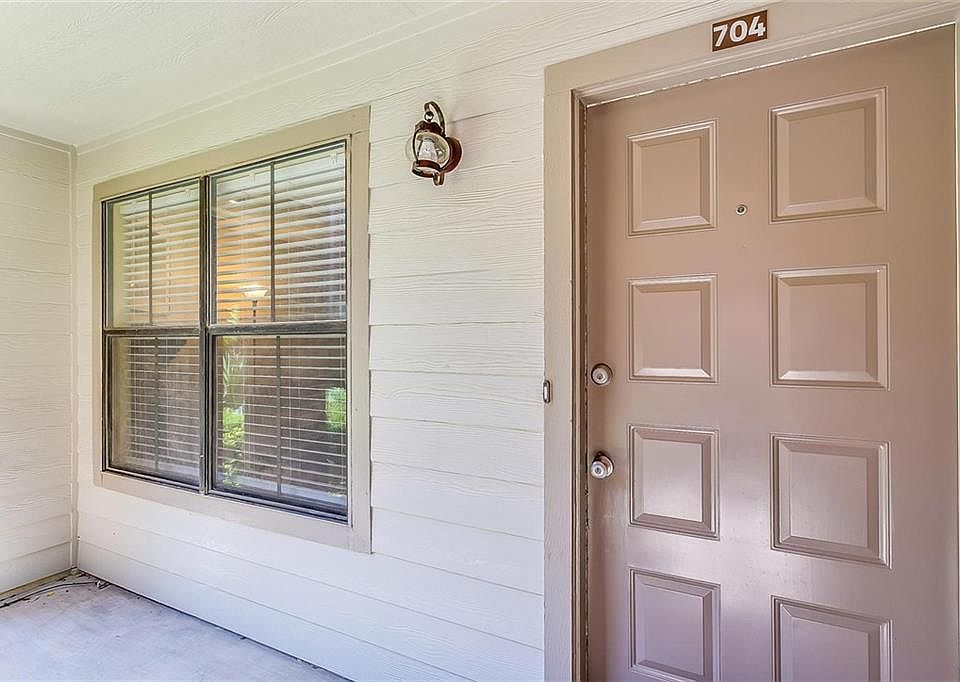 1st image of 3261 Donnelly Cir