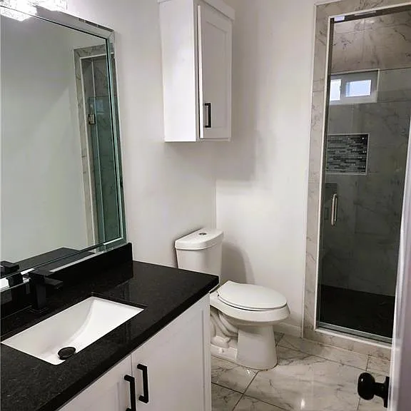 1006 N Woodson Ave #2 — Photo 6