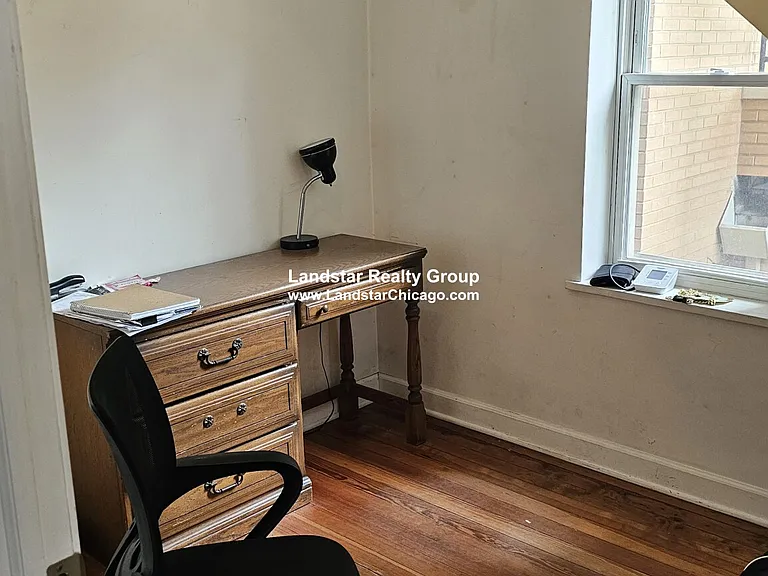 1419 W Grand Ave #1 — Photo 6