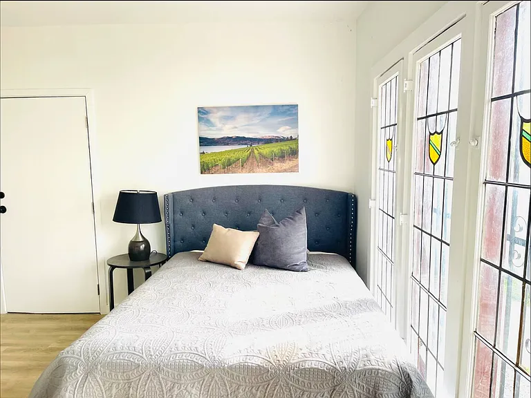 5107 Crenshaw Blvd — Photo 4