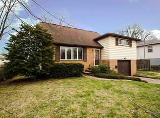 1315 Clinton Ave SE, North Canton, OH