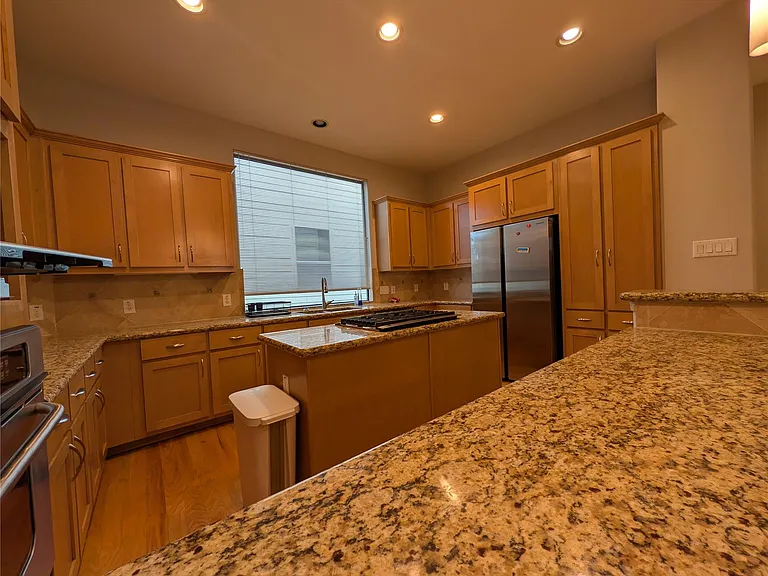 6905 Staffordshire Blvd — Photo 8