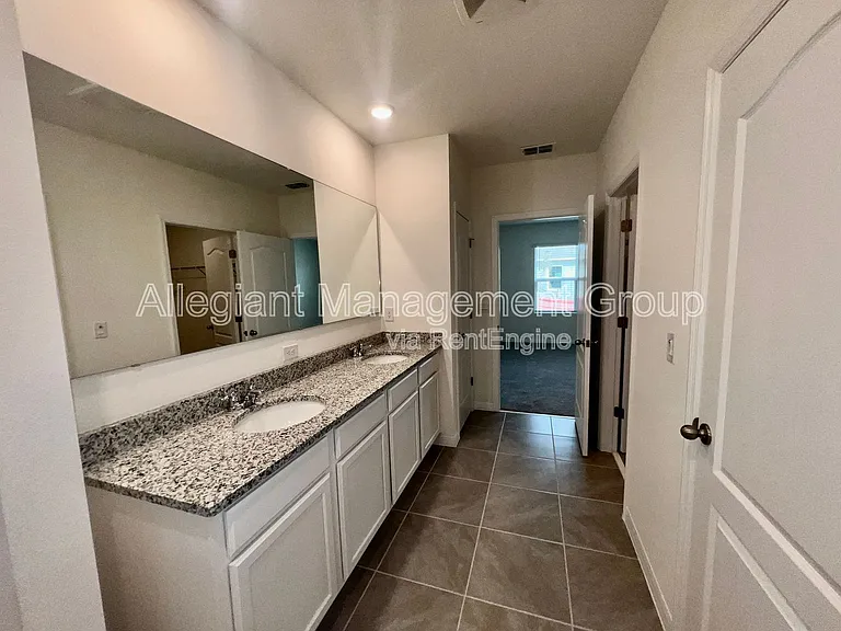 7086 Cattle Egret Dr — Photo 13