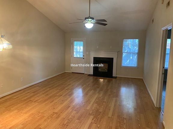 4th image of 2600 B Boone Ct
