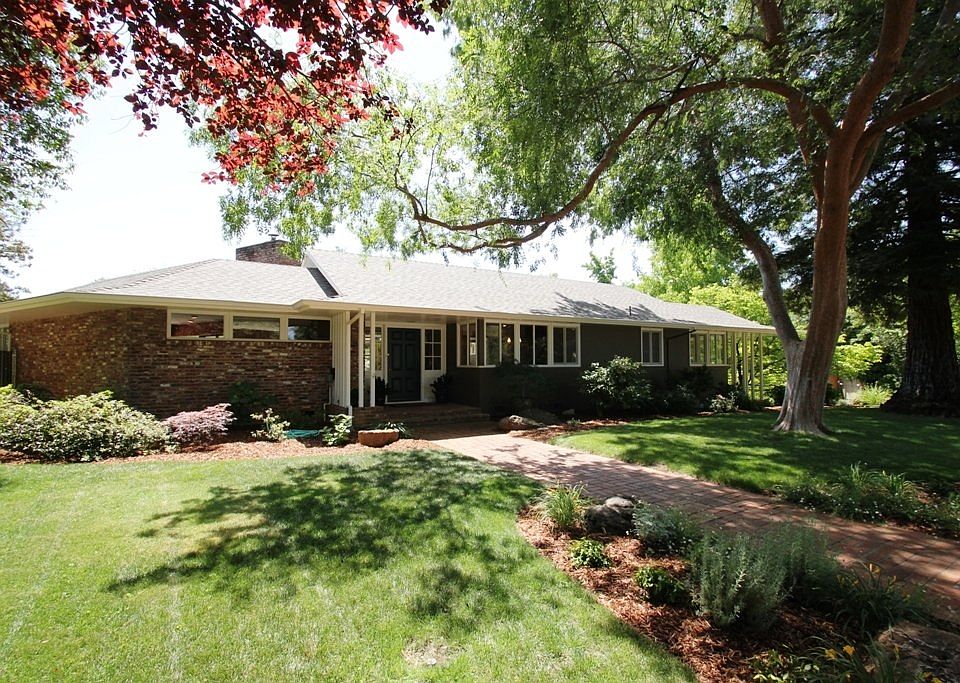 975 Sierra Vista Dr, Redding, CA 96001 Zillow
