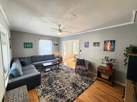 5th image of 182 Ryan St
