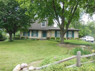 6765 Lansdown Dr, Dimondale, MI 48821