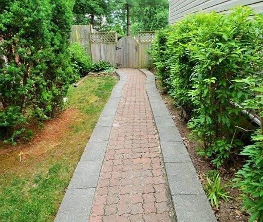 3rd image of 4621 Oak Creek Dr