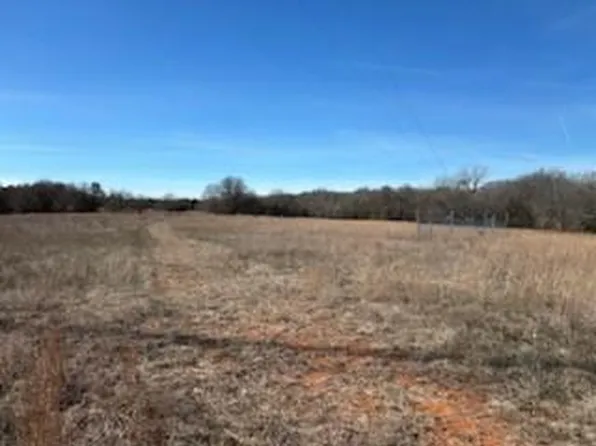 150th St, Lindsay, OK 73052