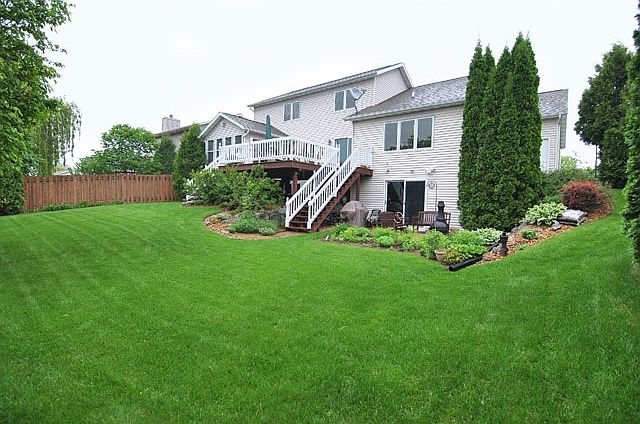2nd image of 1002 Amberson Dr