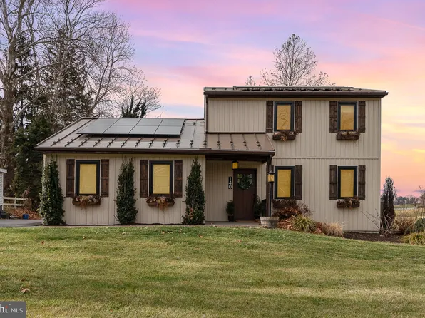 140 N Waterford Ave, Marietta, PA 17547