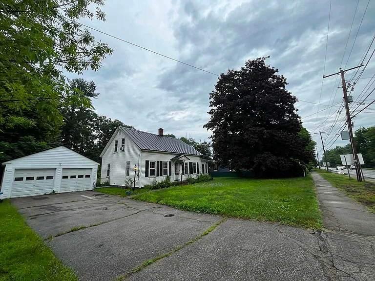 246 King St — Photo 2