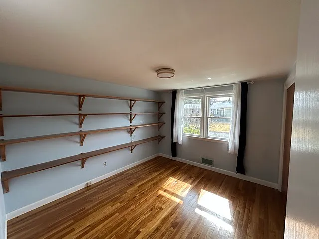 Bedroom #1