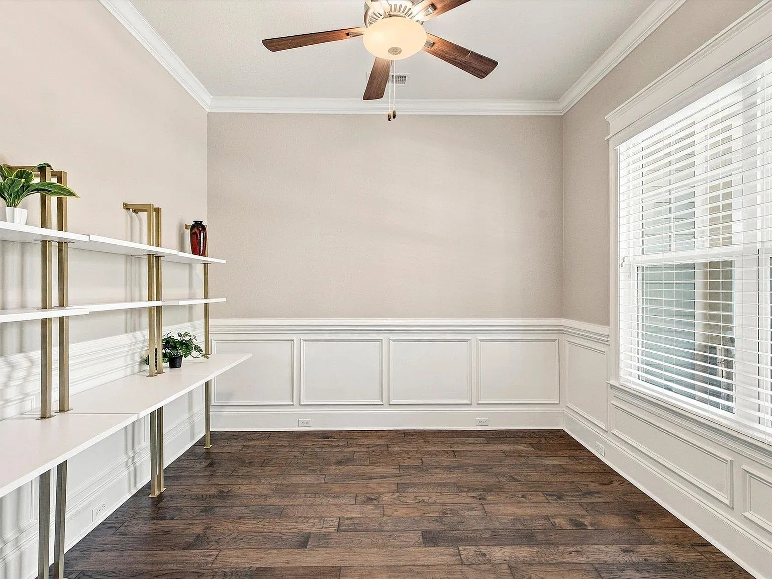 4 bed, 3.0 bath, 2592 sqft, $3,500 — Photo 4