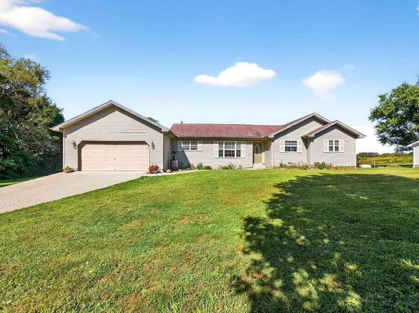 751 Cassidy Ln, Mitchell, IN 47446