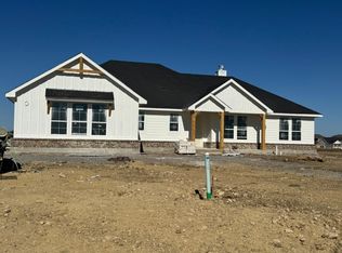 154 Snowy Owl Trl, Rhome, TX 76078