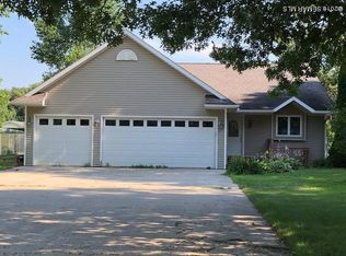 15362 669th St, Wabasha, MN 55981