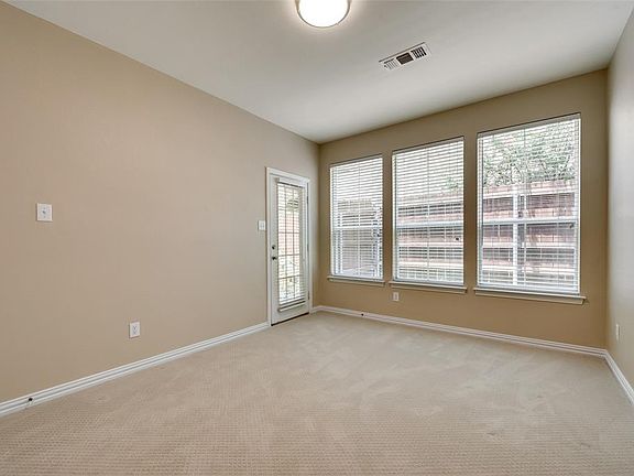 5th image of 8416 Parkdale Dr