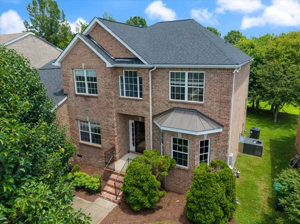 6361 Sunnywood Dr, Antioch, TN 37013