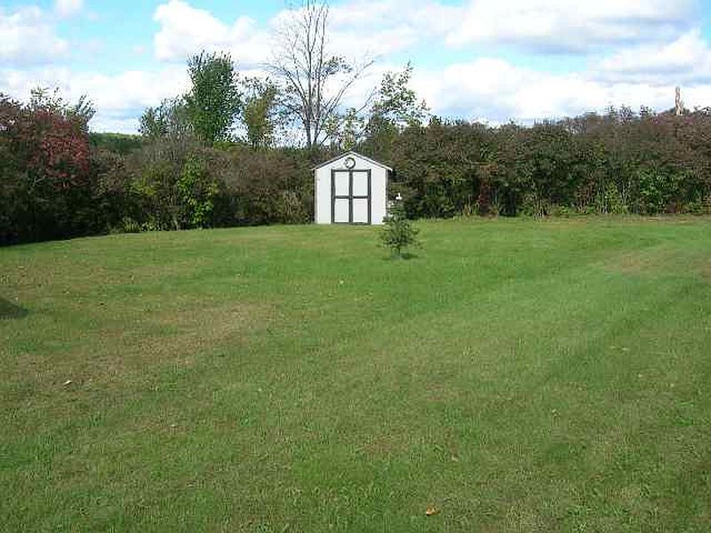 2nd image of 1929 TAMARAC Road