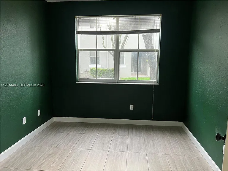 2313 Shoma Ln #2313 — Photo 8