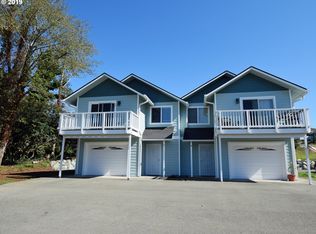 1310 Easy St, Brookings, OR 97415