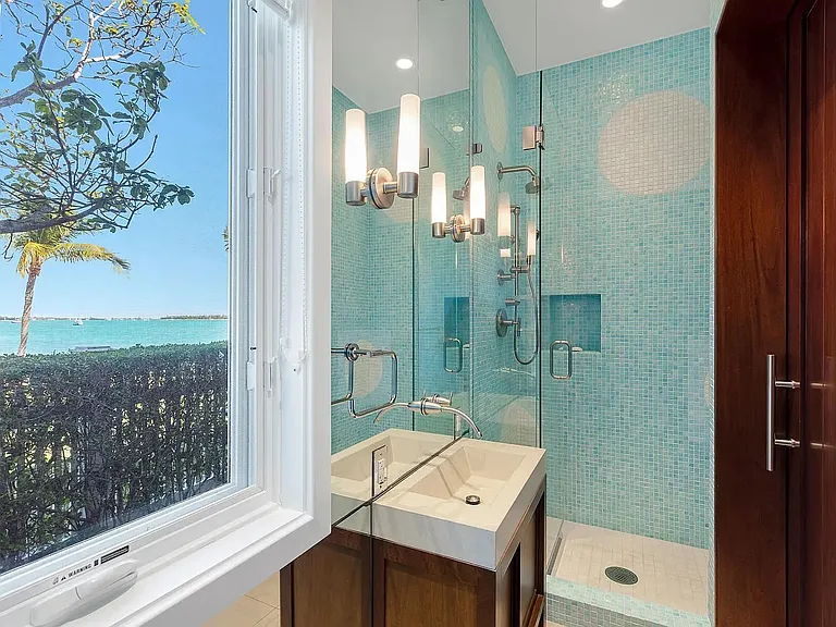 293 Sunset Key Dr #293 — Photo 13