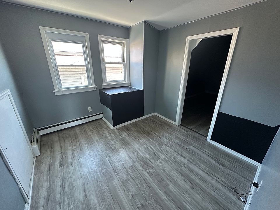 1st image of 73 Mapes Ave Floor 3