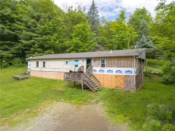 49 Pine Hill Dr, Millerton, PA 16936