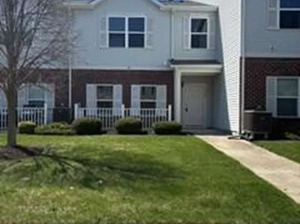 12030 Zircon Ln, Fishers, IN 46038