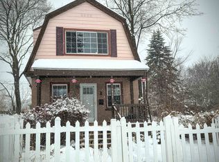 1017 Perry St, Flint, MI 48504