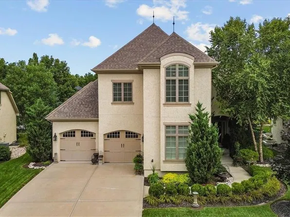 8438 N Donnelly Ct, Kansas City, MO 64157