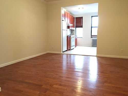 4th image of 3080 44th St