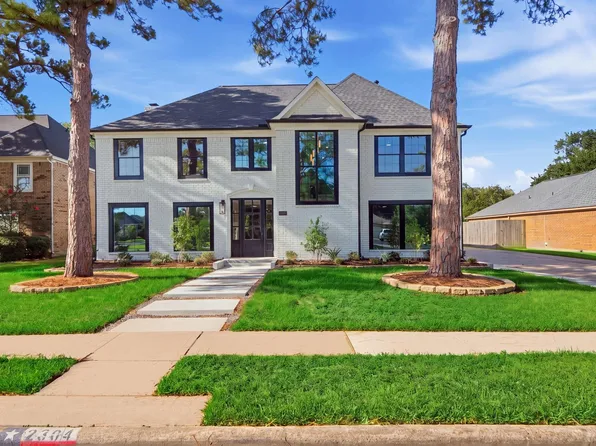 2304 Eagles Way, Pearland, TX 77581