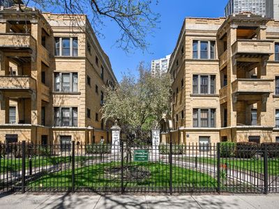 722 W Sheridan Rd APT 1S, Chicago, IL, 60613