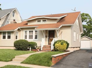 27 Charter Oak St, Wood Ridge, NJ 07075