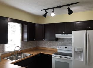 29 Gene Hardy Ln, Barbourville, KY 40906